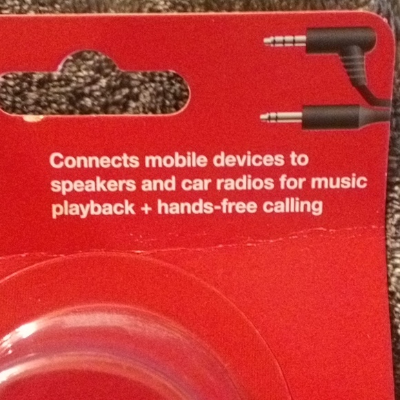 BRAND NEW IN PACK RCA COILED AUX CABLE W/ MICRO - Picture 2 of 5